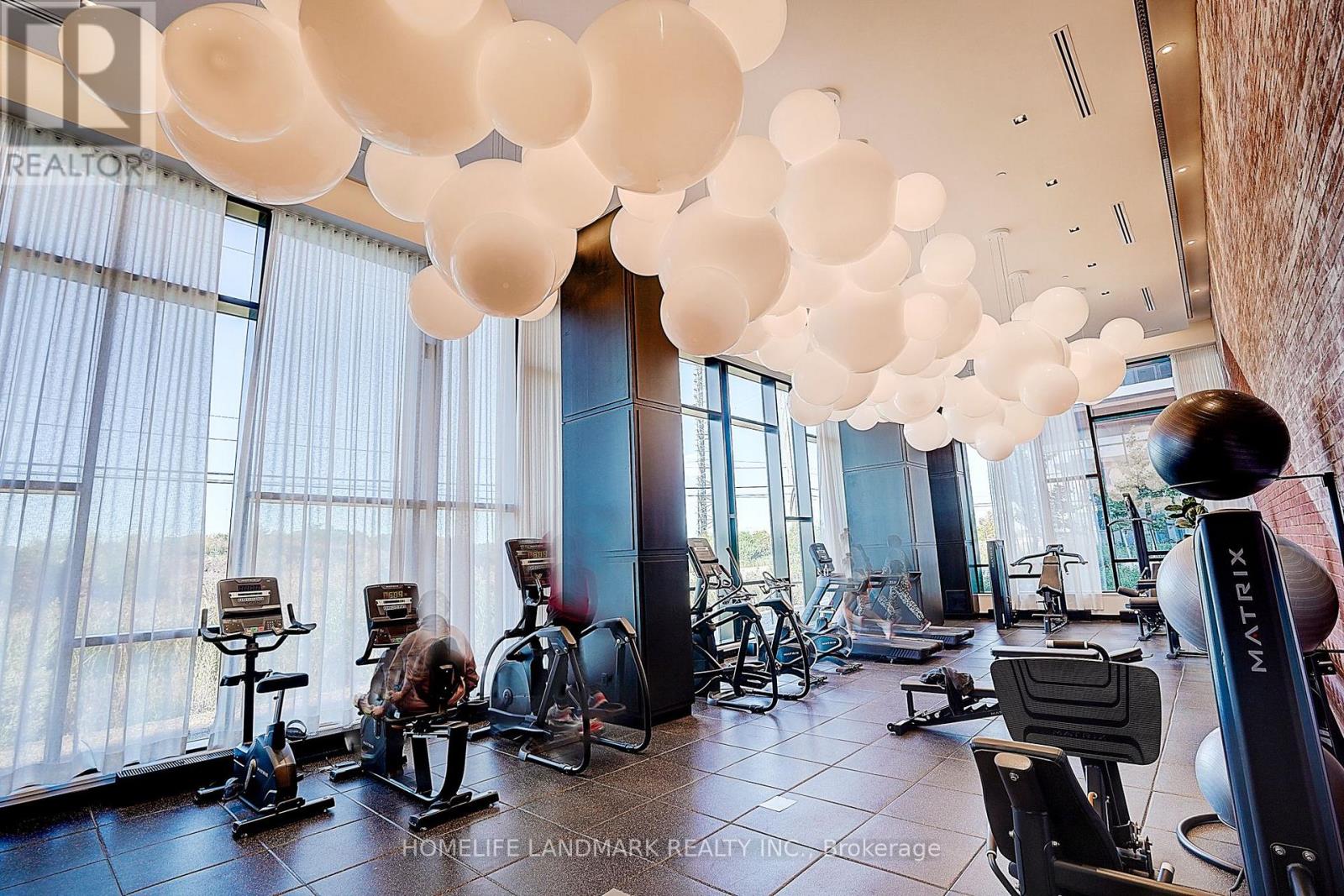 215 - 3200 William Coltson Avenue, Oakville, Ontario  L6H 7W6 - Photo 8 - W12677394