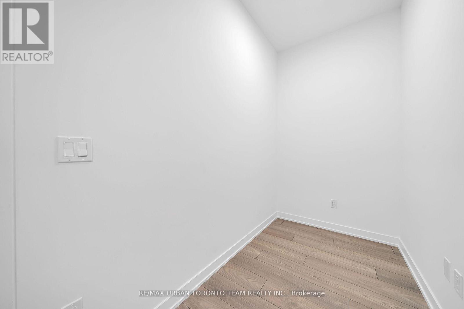 524 - 1007 The Queensway, Toronto, Ontario  M8Z 6C7 - Photo 13 - W12684344