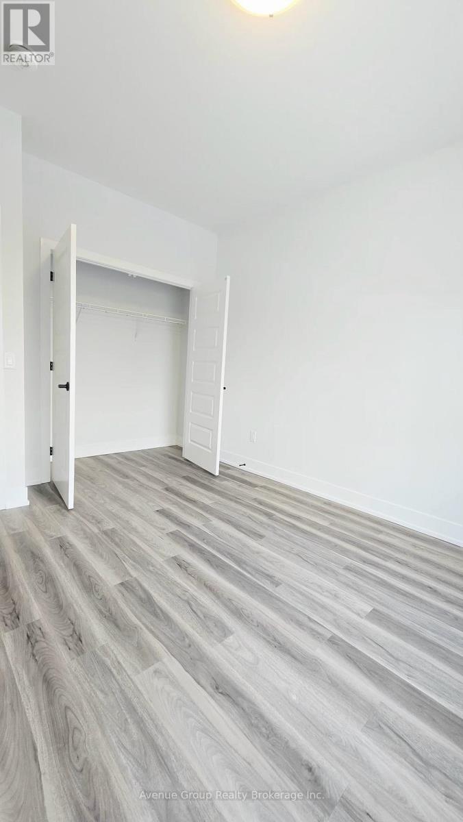 105 - 1100 Lackner Place, Kitchener, Ontario  N2A 0M1 - Photo 17 - X12684342