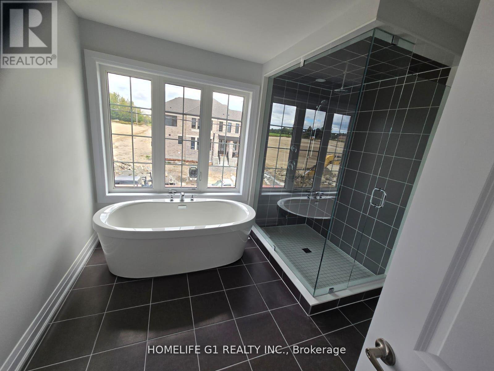 165 St Joseph Drive, Kawartha Lakes, Ontario  K9V 0R8 - Photo 13 - X12684346