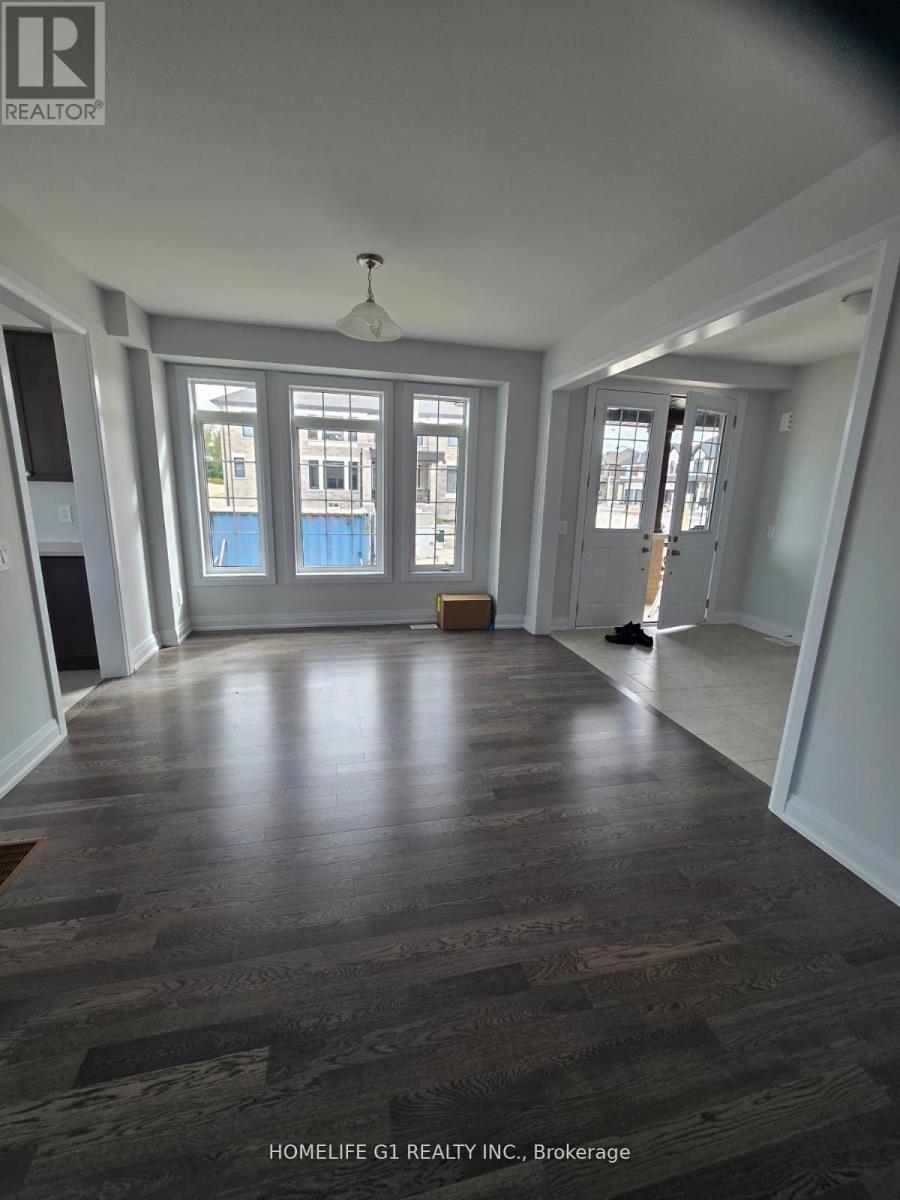 165 St Joseph Drive, Kawartha Lakes, Ontario  K9V 0R8 - Photo 5 - X12684346