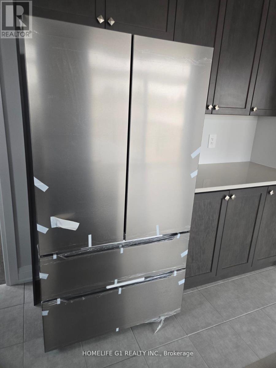 165 St Joseph Drive, Kawartha Lakes, Ontario  K9V 0R8 - Photo 7 - X12684346