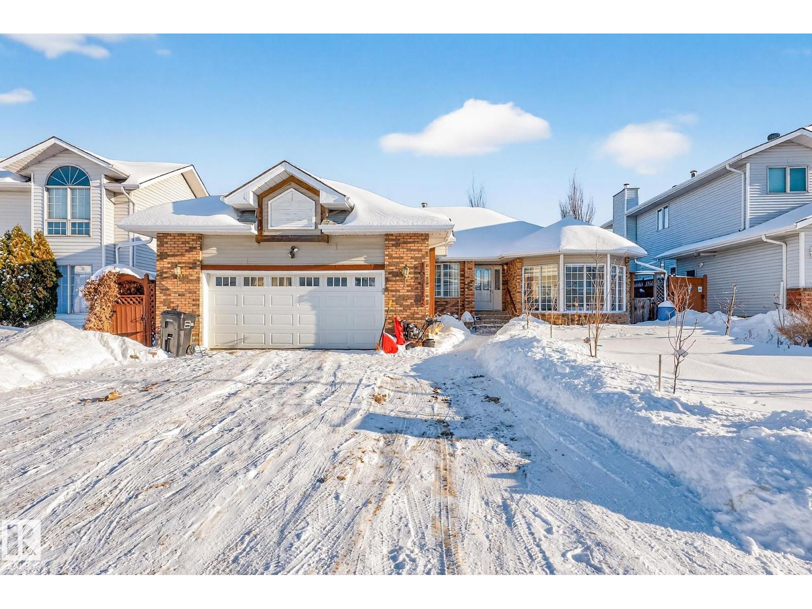 15411 67A NW, Edmonton, Alberta