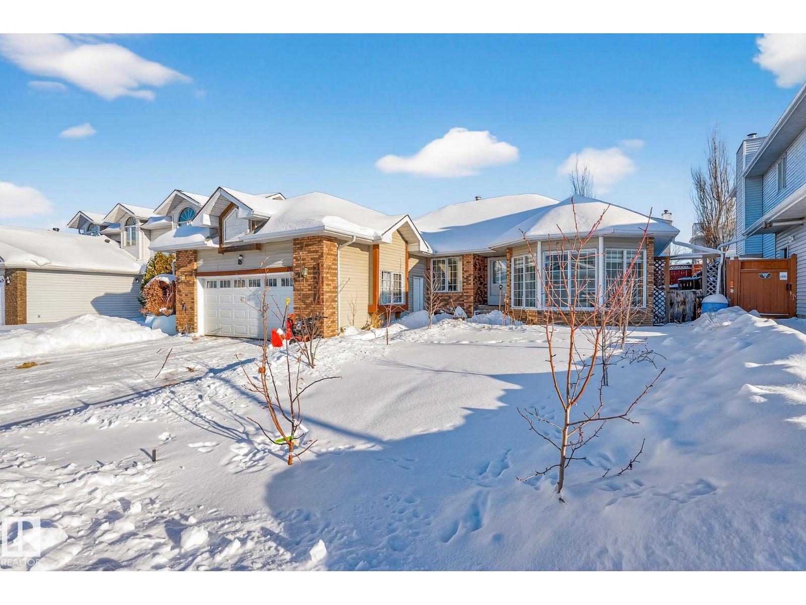 15411 67a Nw, Edmonton, Alberta  T5Z 2W8 - Photo 2 - E4469687