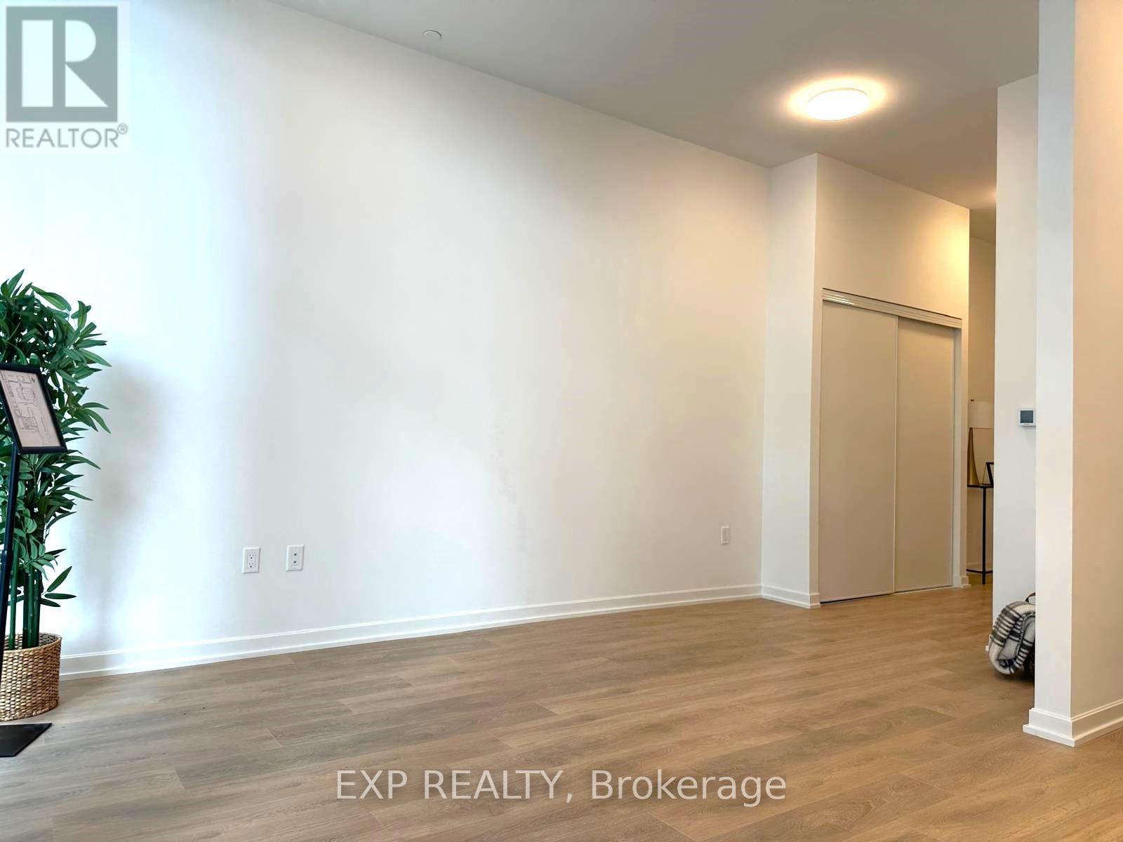 10 Graphophone Grove, Toronto, Ontario  M6H 0E5 - Photo 10 - W12684386