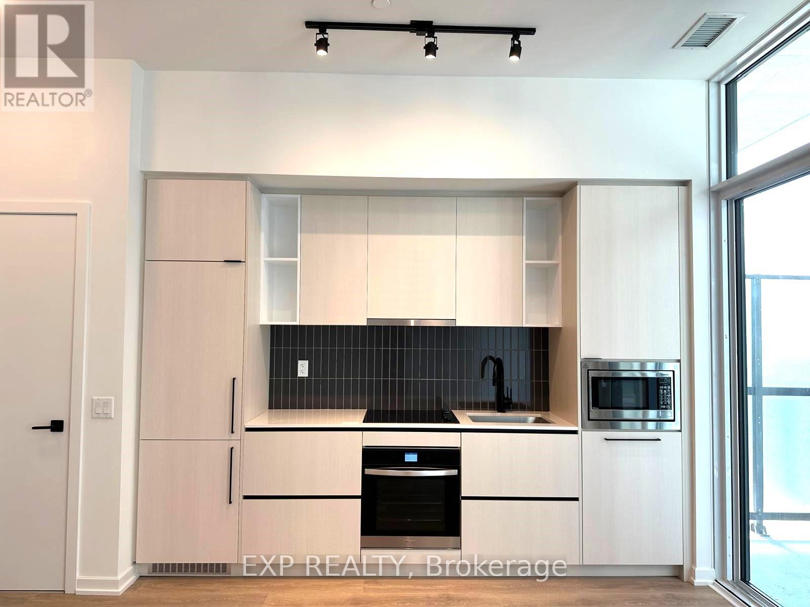 10 Graphophone Grove, Toronto, Ontario  M6H 0E5 - Photo 12 - W12684386