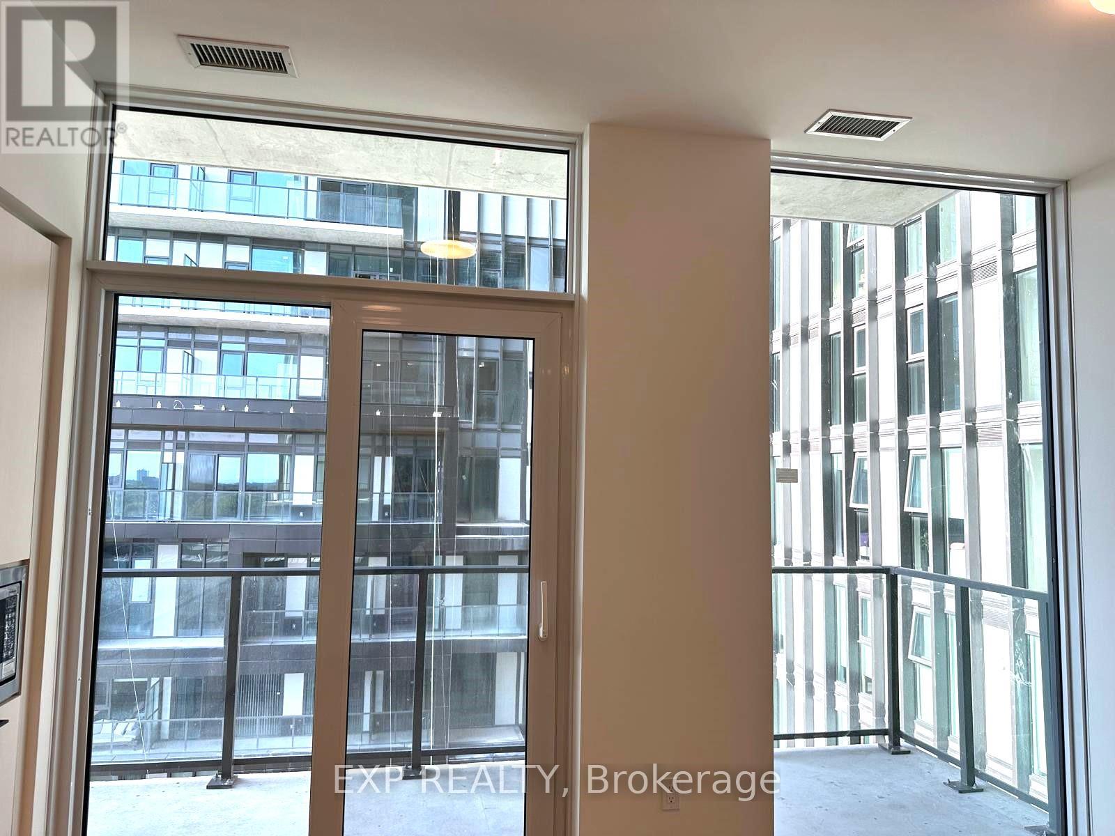 10 Graphophone Grove, Toronto, Ontario  M6H 0E5 - Photo 14 - W12684386