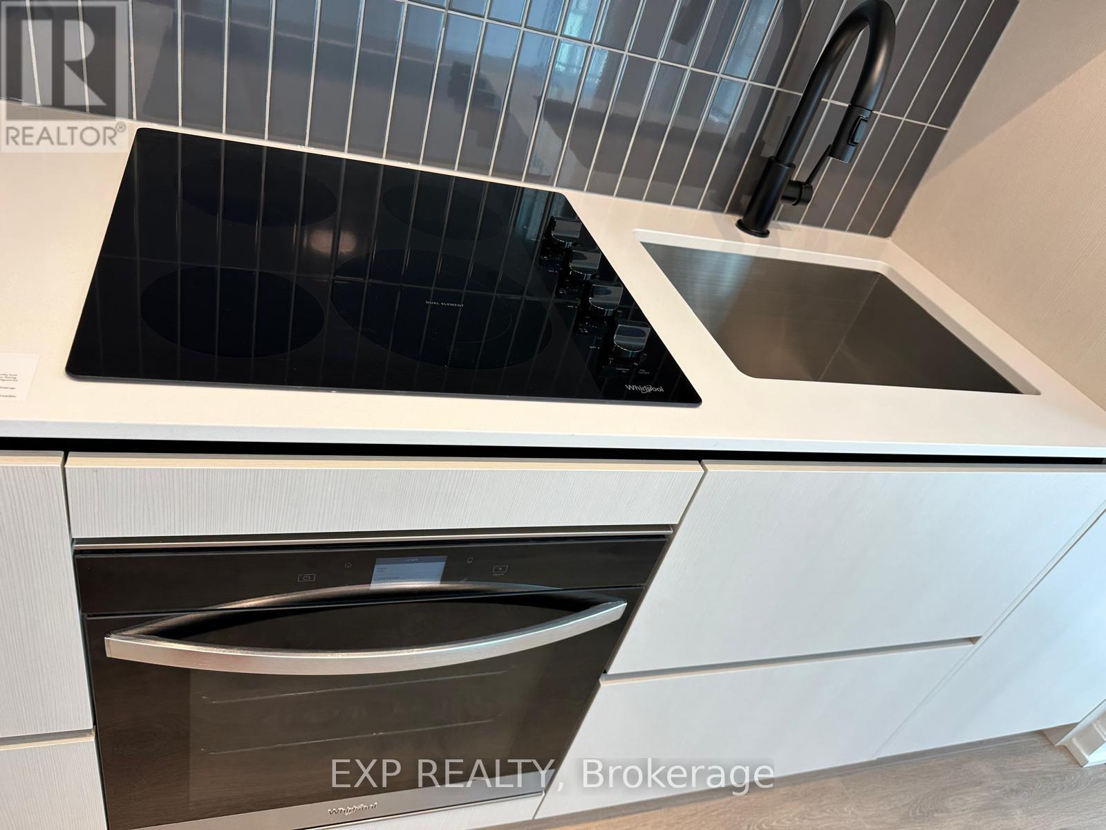 10 Graphophone Grove, Toronto, Ontario  M6H 0E5 - Photo 19 - W12684386