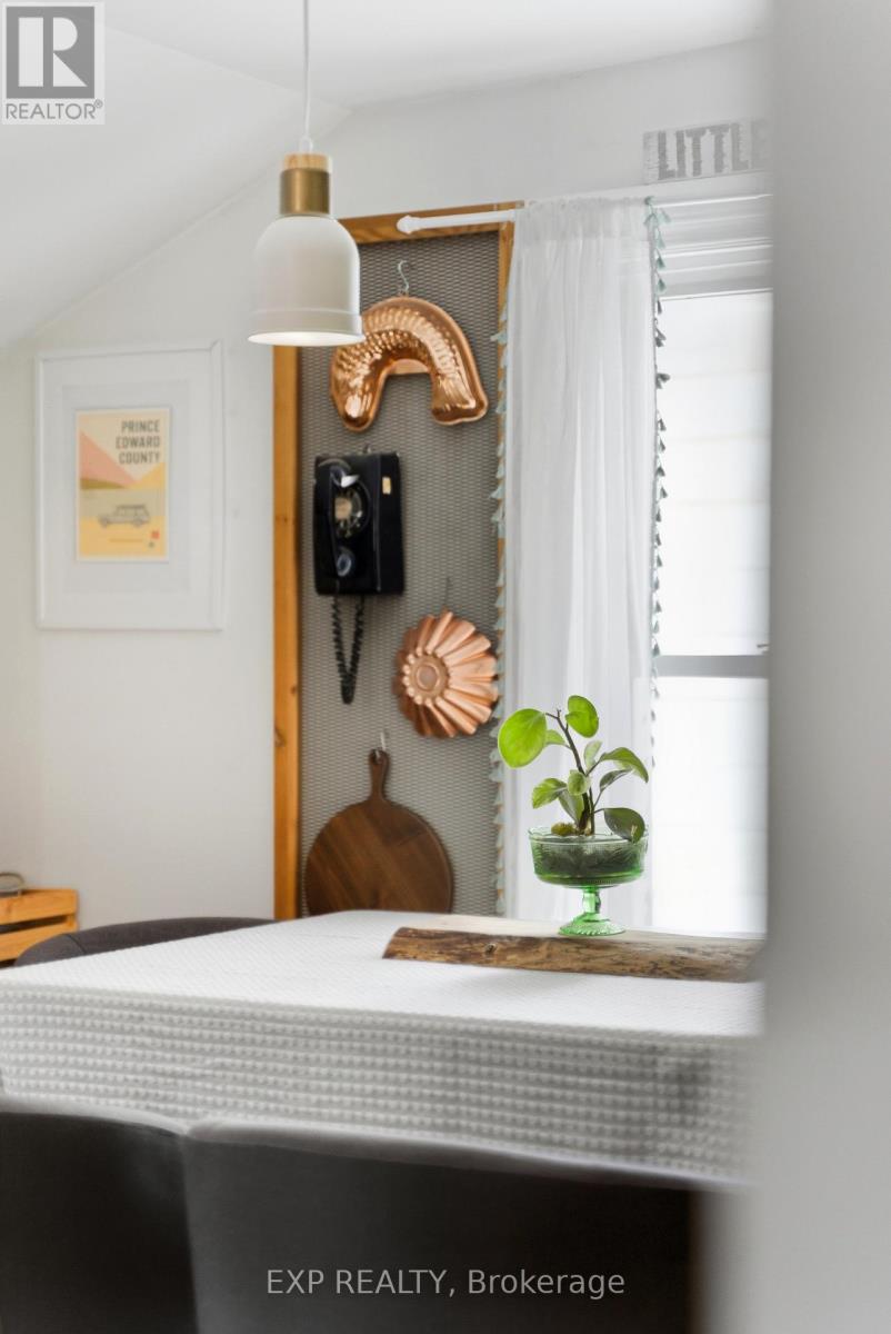 41 Lake Street, Prince Edward County, Ontario  K0K 2T0 - Photo 40 - X12684368