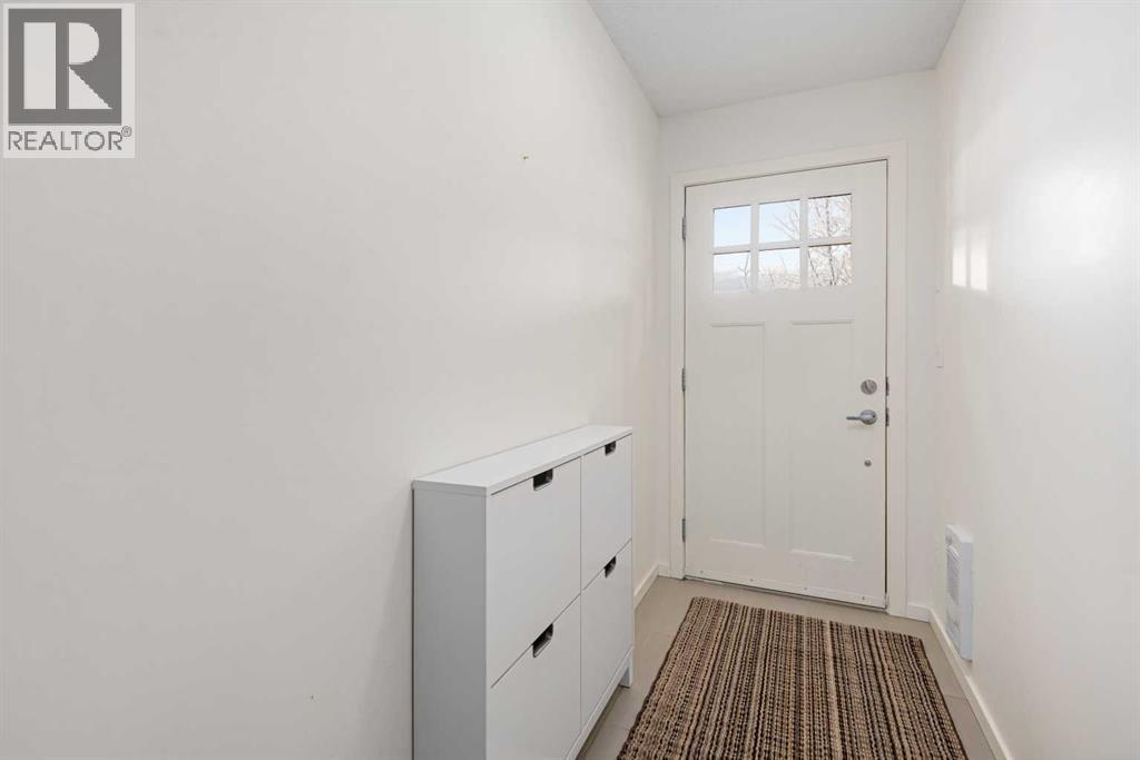 111 Ascot Point Sw, Calgary, Alberta  T3H 0W9 - Photo 6 - A2277264