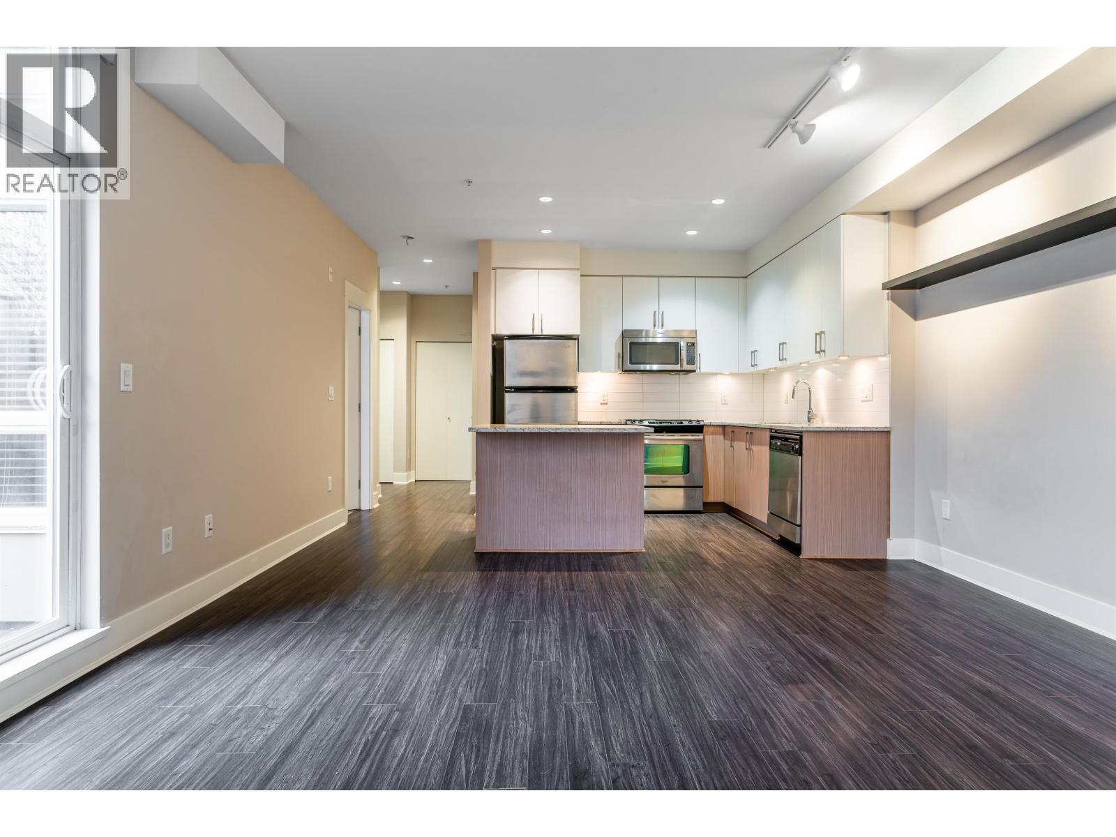 109 55 Eighth Avenue, New Westminster, British Columbia  V3L 0E8 - Photo 6 - R3072493