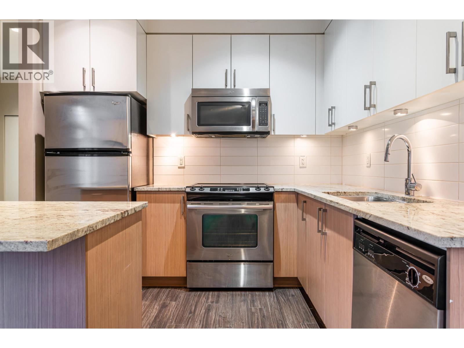 109 55 Eighth Avenue, New Westminster, British Columbia  V3L 0E8 - Photo 10 - R3072493