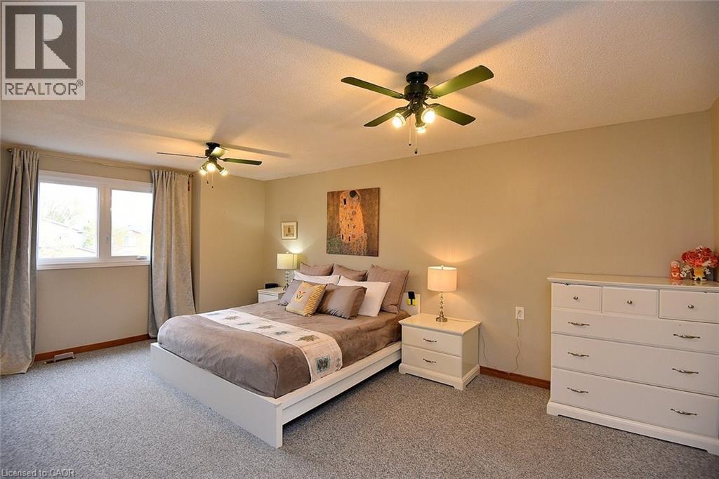 43 Niska Drive, Waterdown, Ontario  L0R 2H3 - Photo 18 - 40797504