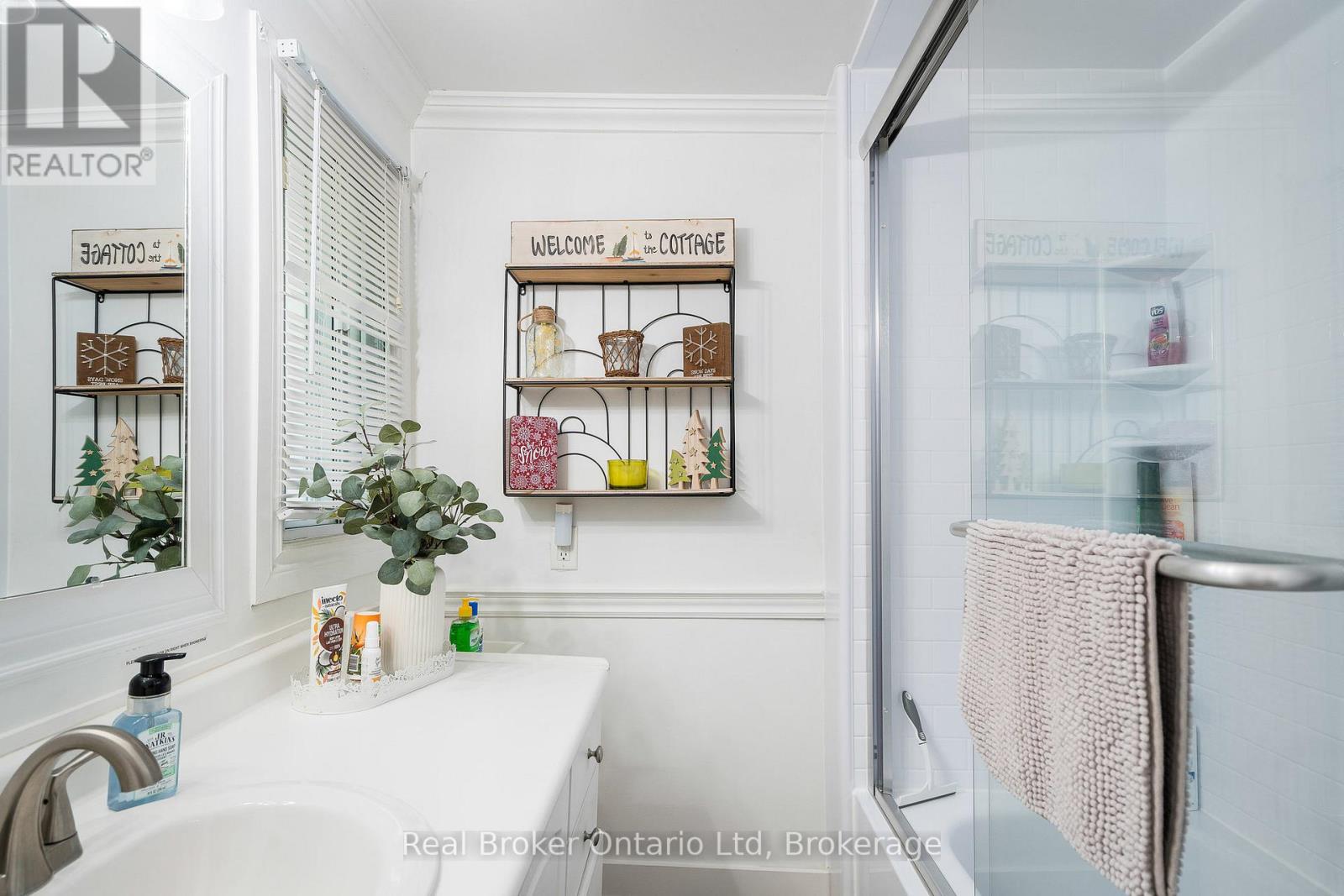 1071 Lawson Road, Tiny, Ontario  L0L 1P0 - Photo 17 - S12684408