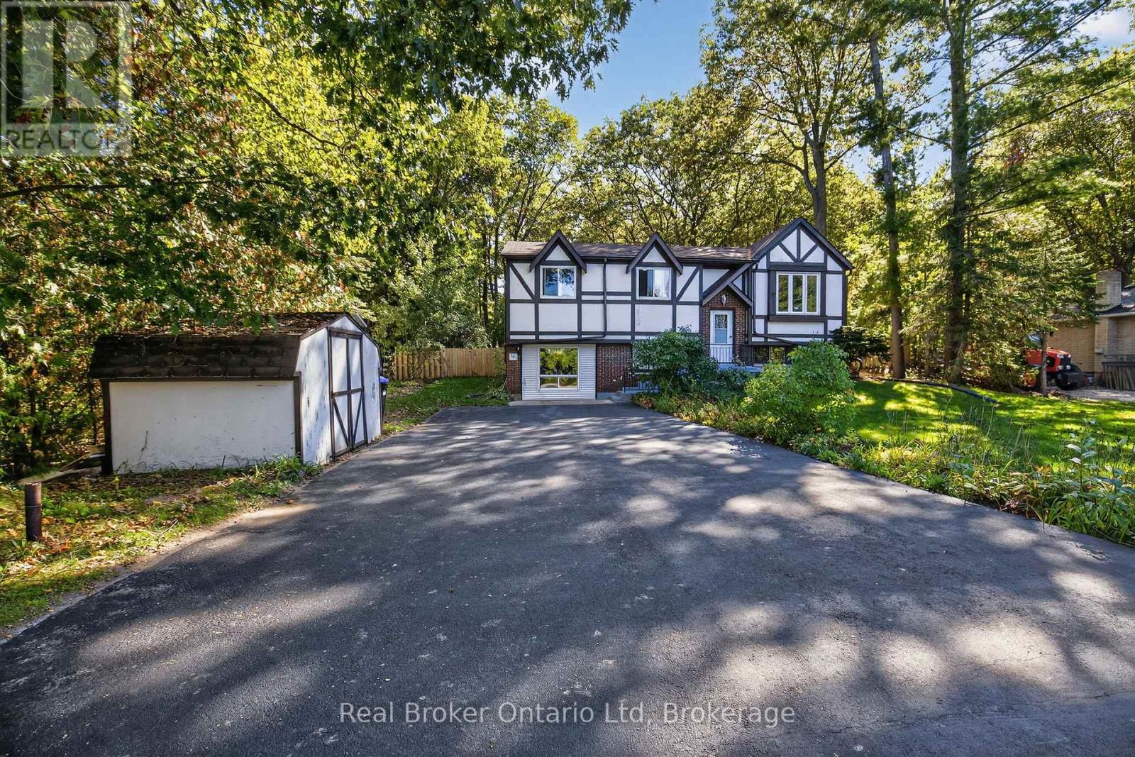 203 KNOX ROAD W, Wasaga Beach, Ontario