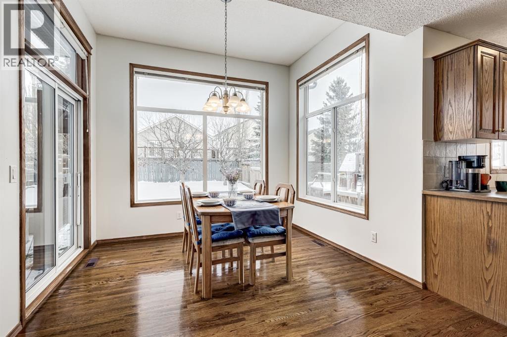 149 Coventry Court Ne, Calgary, Alberta  T3K 5E9 - Photo 6 - A2275096