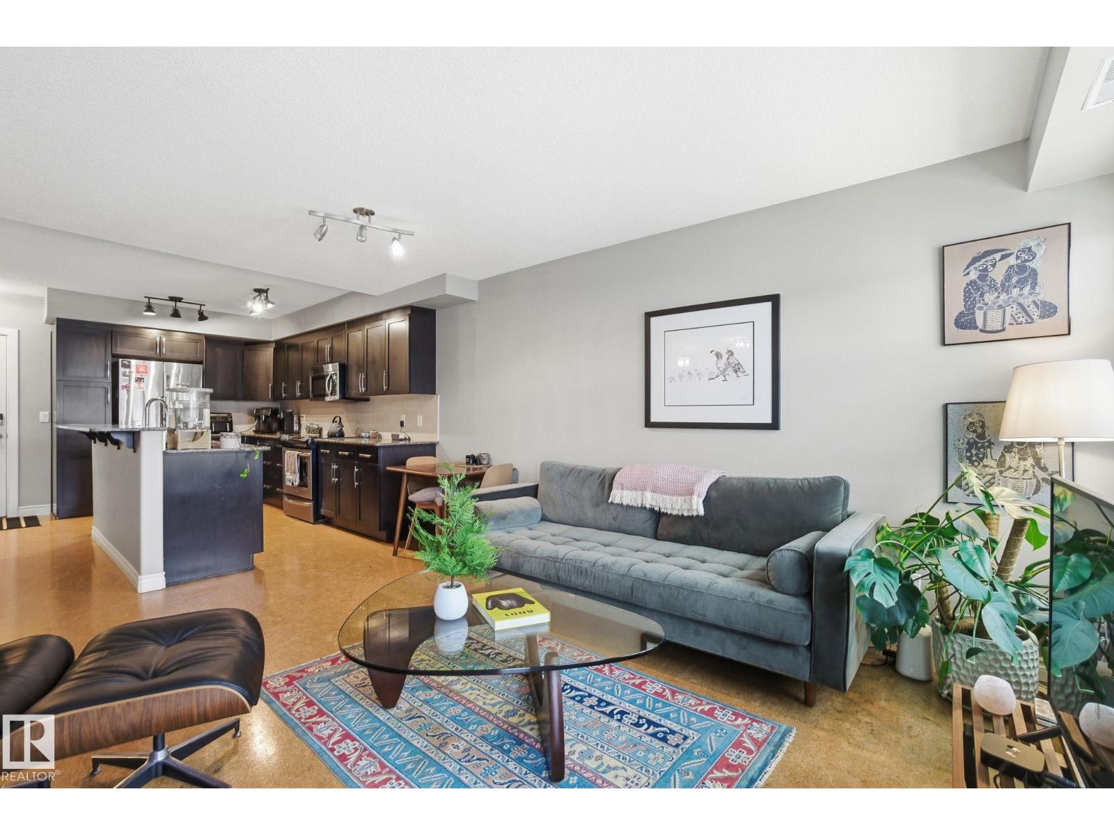 #301 9603 98 Av Nw, Edmonton, Alberta T6C 2E2 - Photo 5 - E4469693