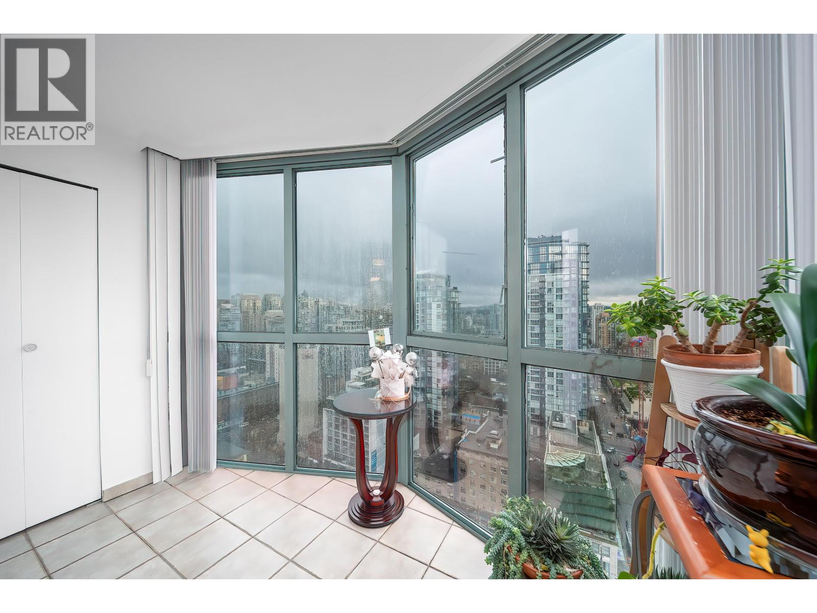 2303 1188 Howe Street, Vancouver, British Columbia  V6Z 2S8 - Photo 18 - R3077485