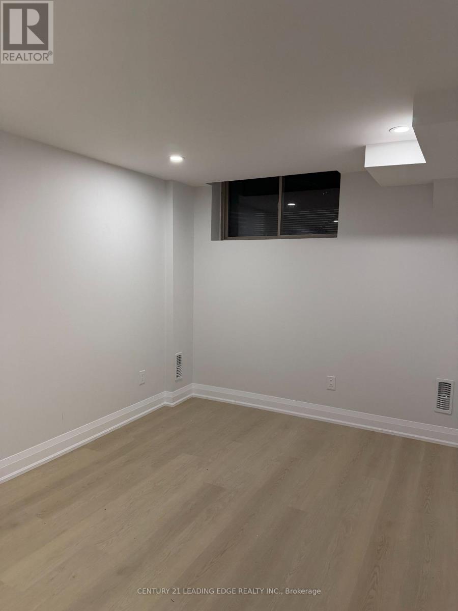 1 Toulouse Street, Whitby, Ontario  L1P 0J2 - Photo 18 - E12684400