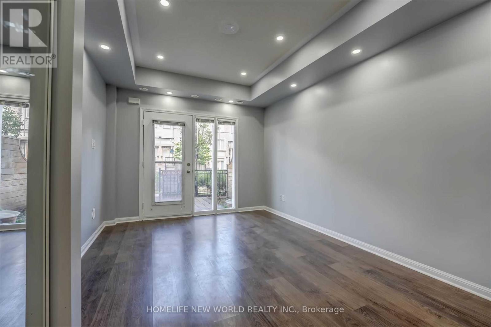 93 - 2891 Rio Court, Mississauga, Ontario  L5M 0S4 - Photo 3 - W12674836