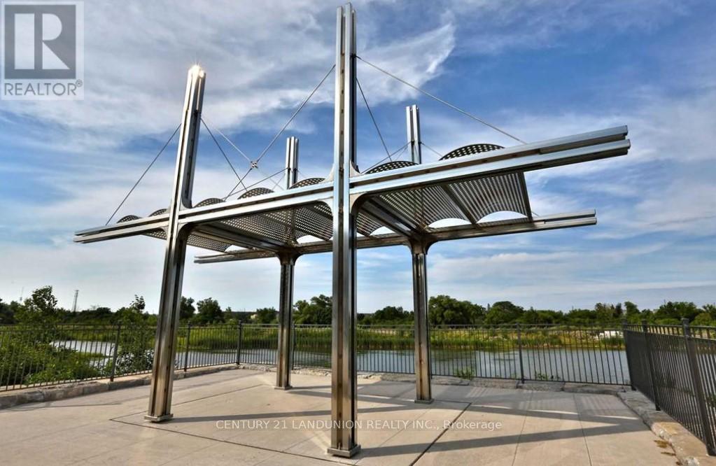 115 - 210 Sabina Drive, Oakville, Ontario  L6H 0W6 - Photo 19 - W12684402