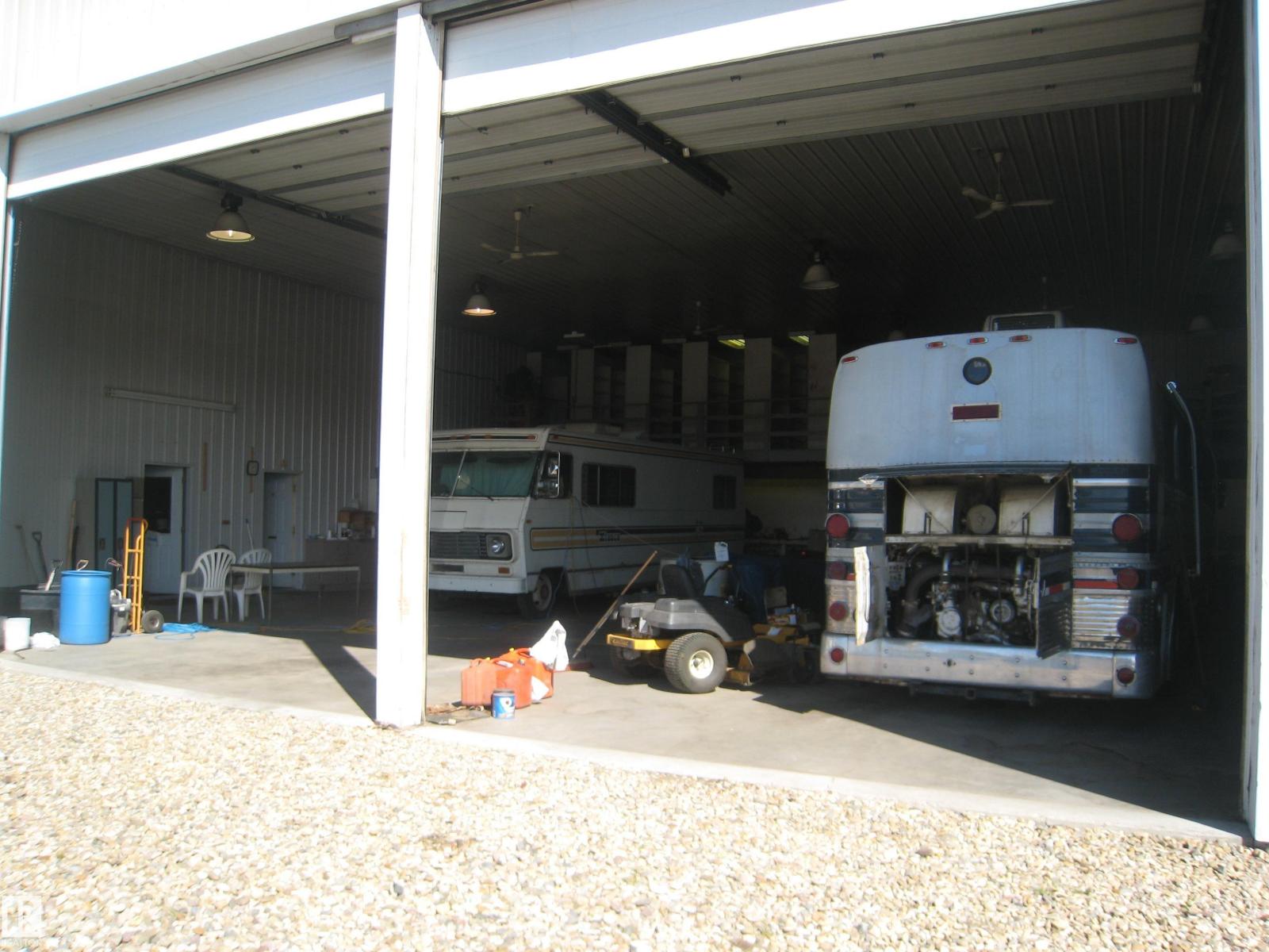 #17 470026 2453a, Rural Wetaskiwin County, Alberta T9A 1W8 - Photo 10 - E4468773