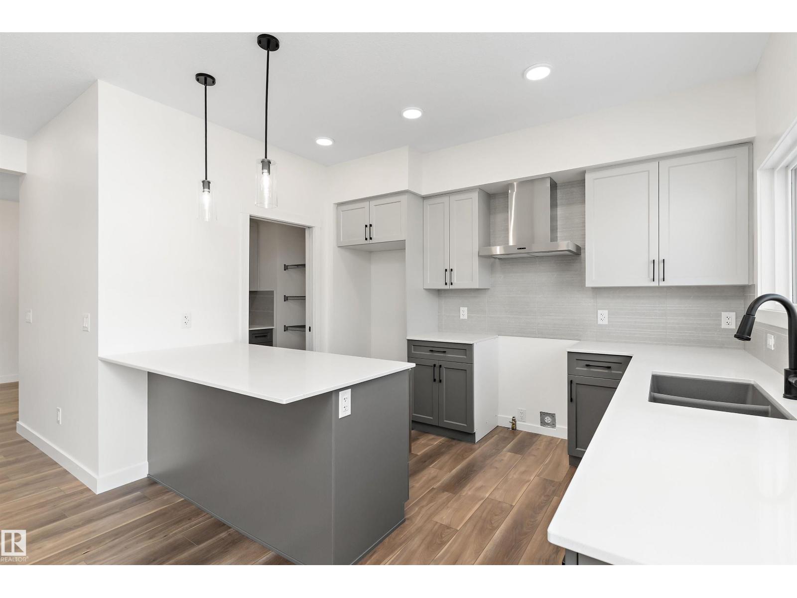 20720 43 Av Nw, Edmonton, Alberta  T6M 3E9 - Photo 14 - E4469694