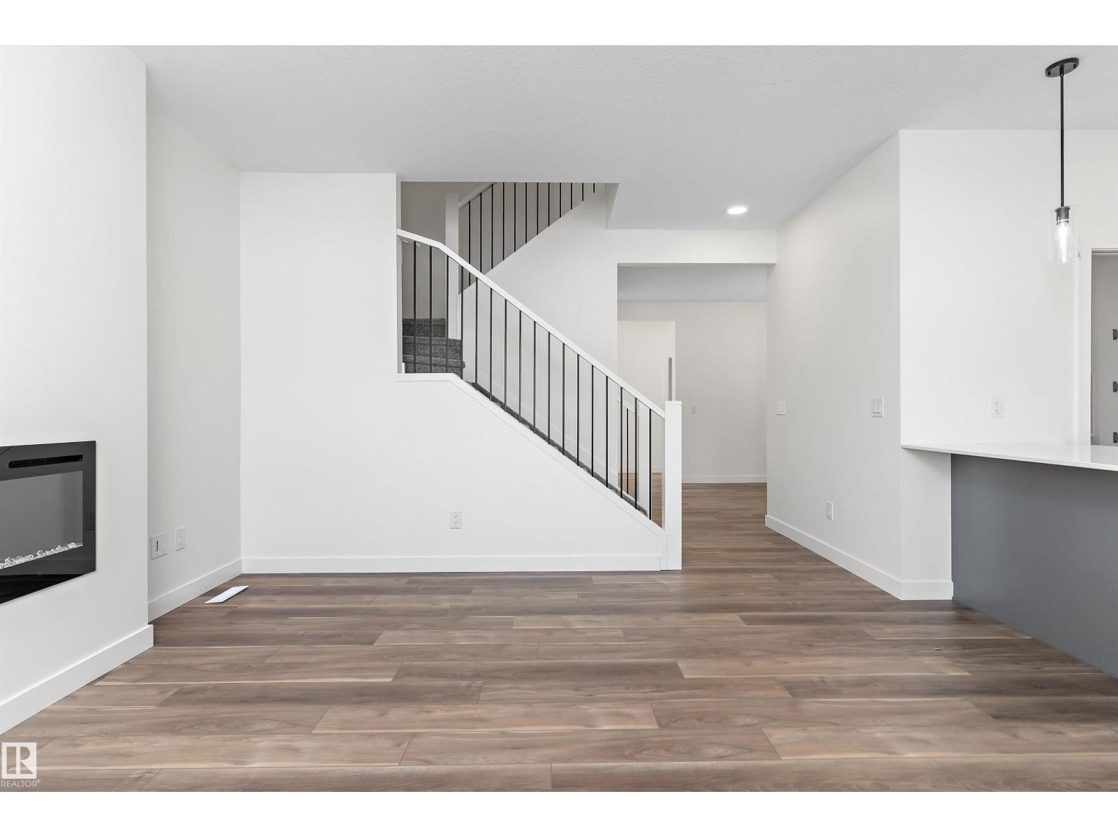 20720 43 Av Nw, Edmonton, Alberta  T6M 3E9 - Photo 7 - E4469694