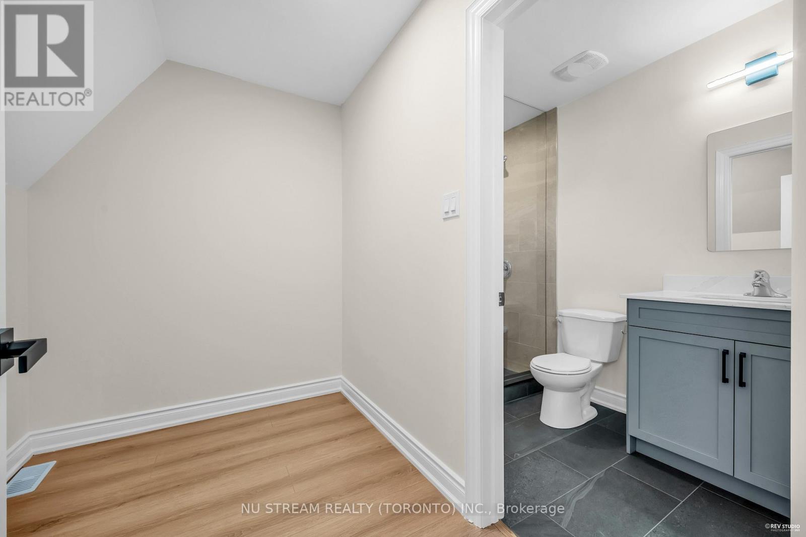 Unit#2 - 25 Devondale Avenue, Toronto, Ontario  M2R 2C9 - Photo 18 - C12684426