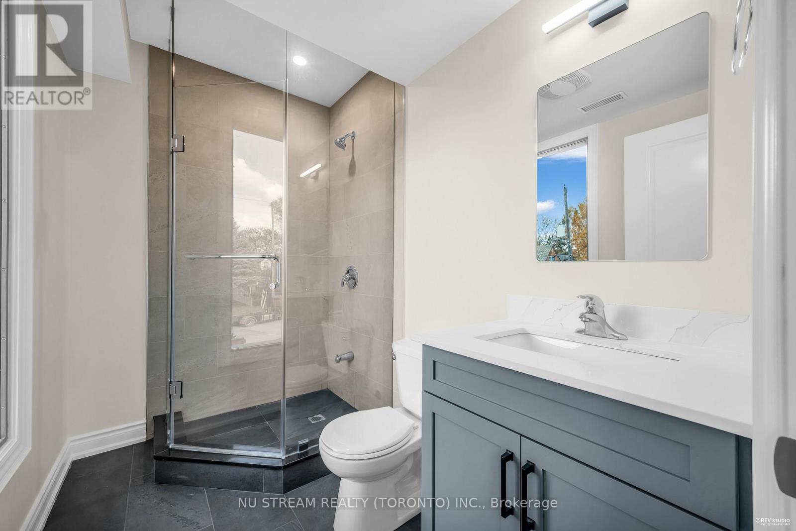 Unit#2 - 25 Devondale Avenue, Toronto, Ontario  M2R 2C9 - Photo 8 - C12684426