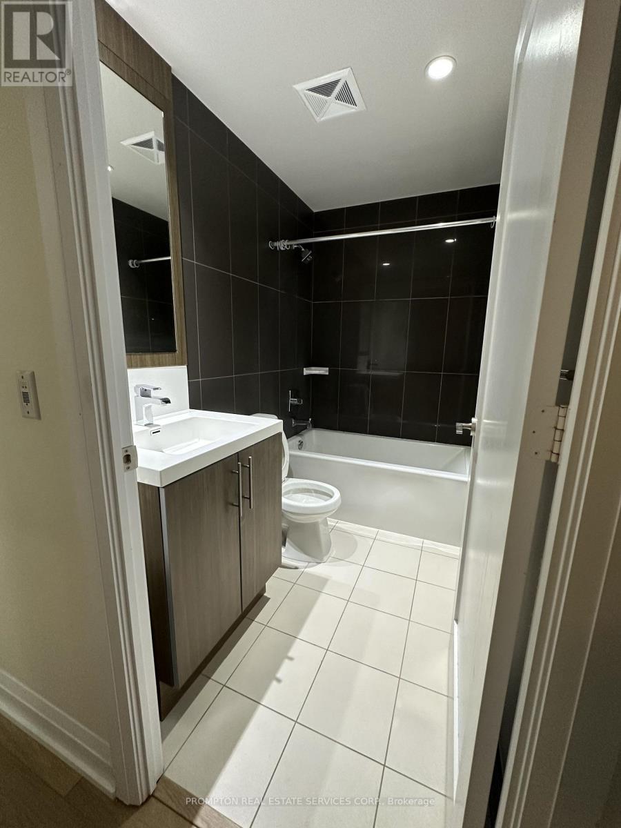 2605 - 2 Anndale Drive, Toronto, Ontario  M2N 0G5 - Photo 13 - C12684432