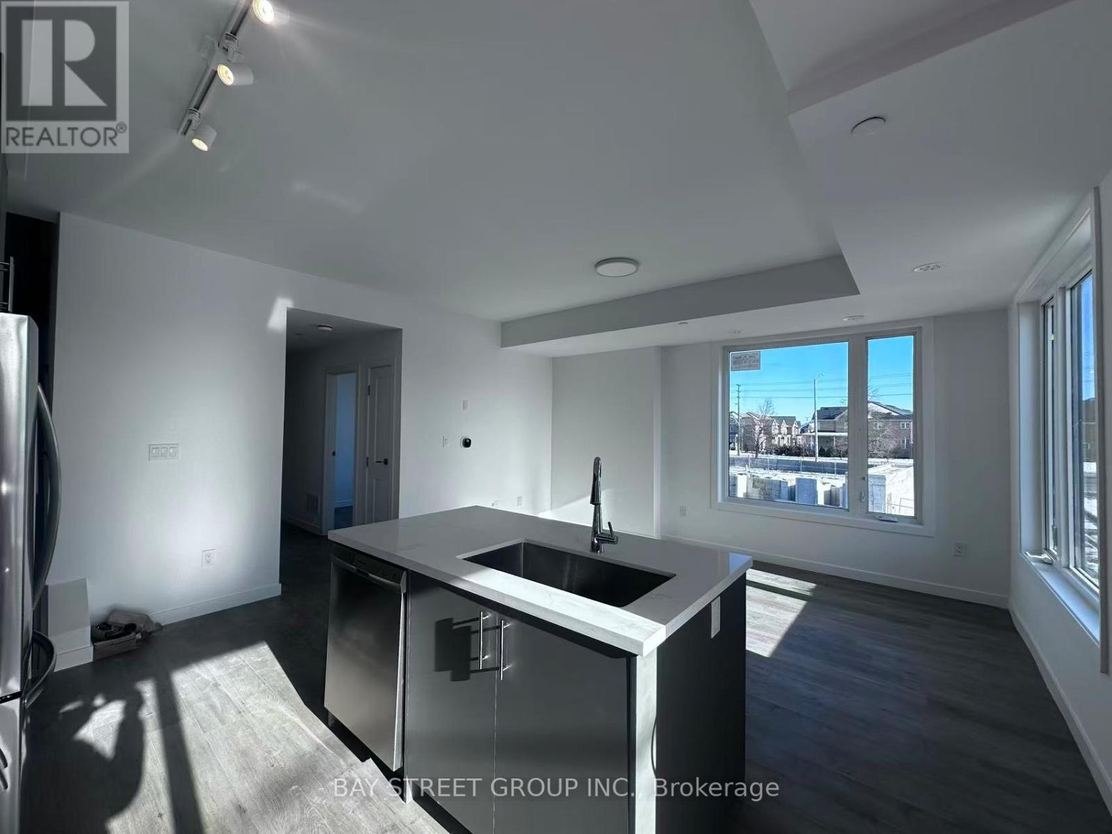 12 - 30 Markdale Lane, Markham, Ontario  L3S 3R7 - Photo 2 - N12684422