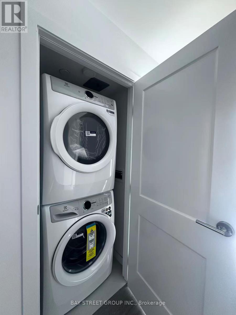 12 - 30 Markdale Lane, Markham, Ontario  L3S 3R7 - Photo 5 - N12684422