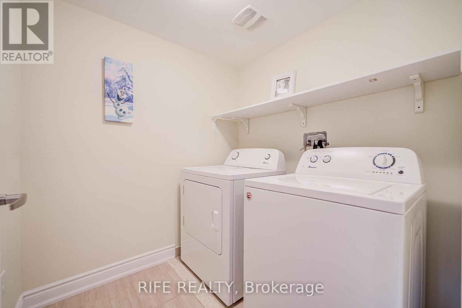 21 Edward Horton Crescent, Toronto, Ontario  M8Z 6A4 - Photo 22 - W12684430