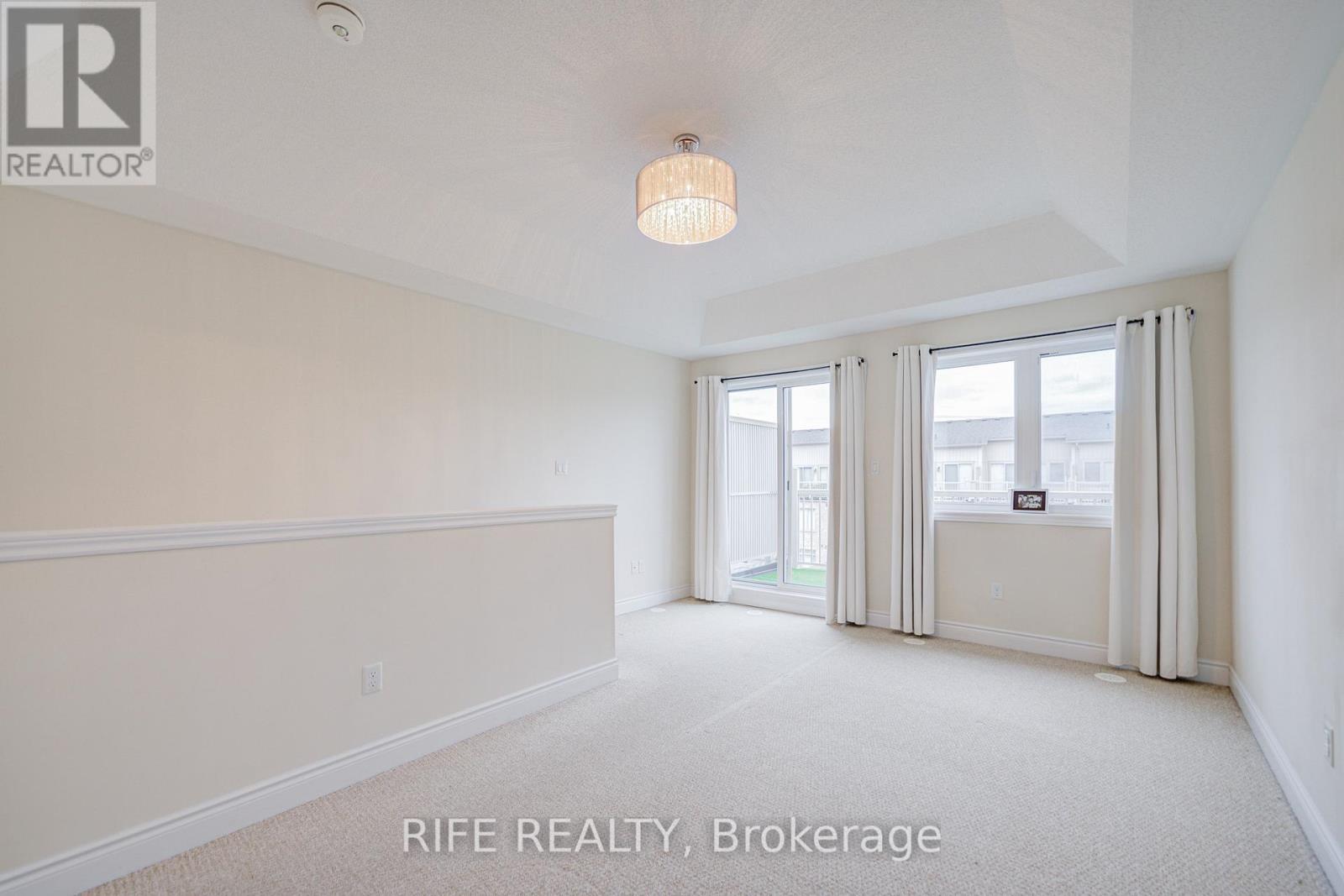 21 Edward Horton Crescent, Toronto, Ontario  M8Z 6A4 - Photo 31 - W12684430