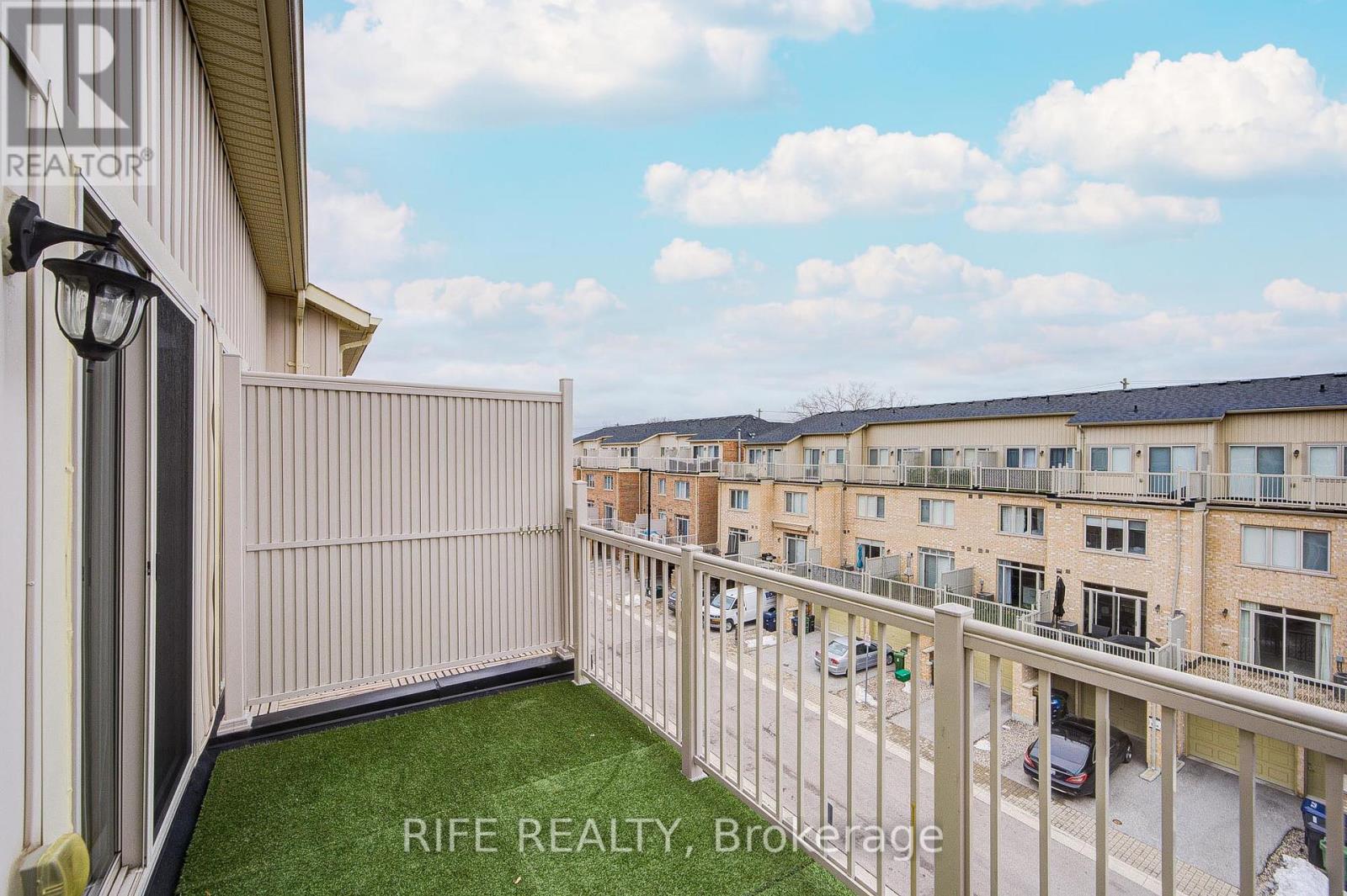 21 Edward Horton Crescent, Toronto, Ontario  M8Z 6A4 - Photo 38 - W12684430