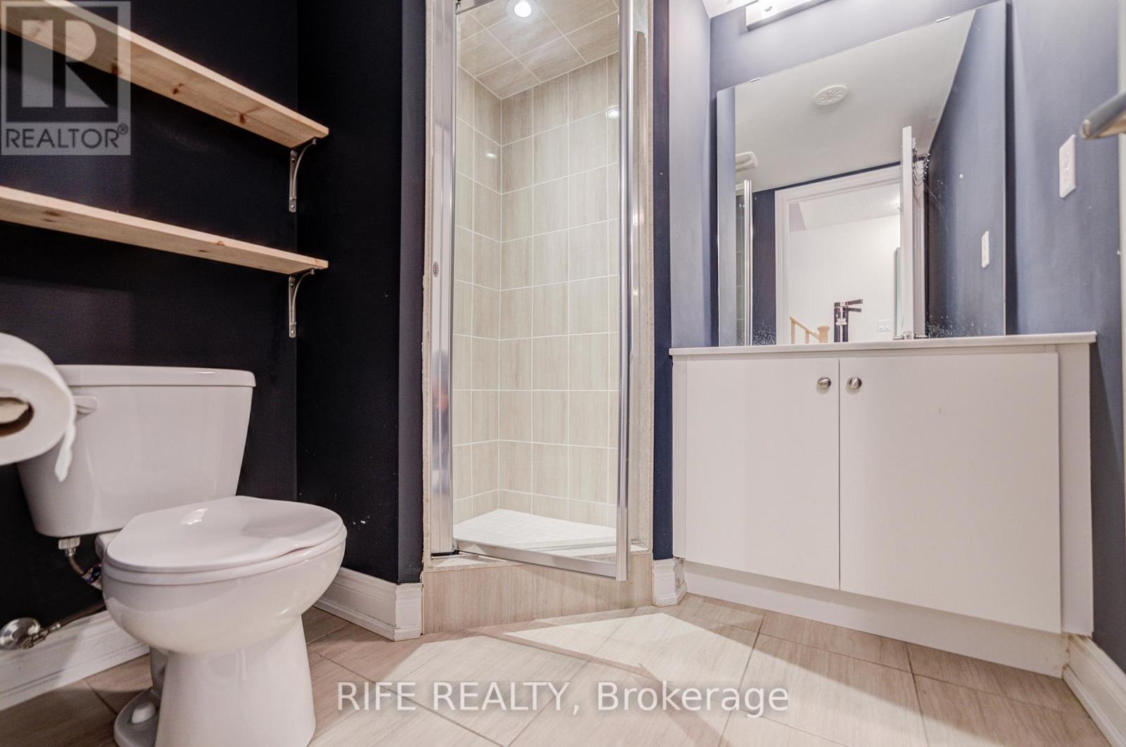 21 Edward Horton Crescent, Toronto, Ontario  M8Z 6A4 - Photo 44 - W12684430