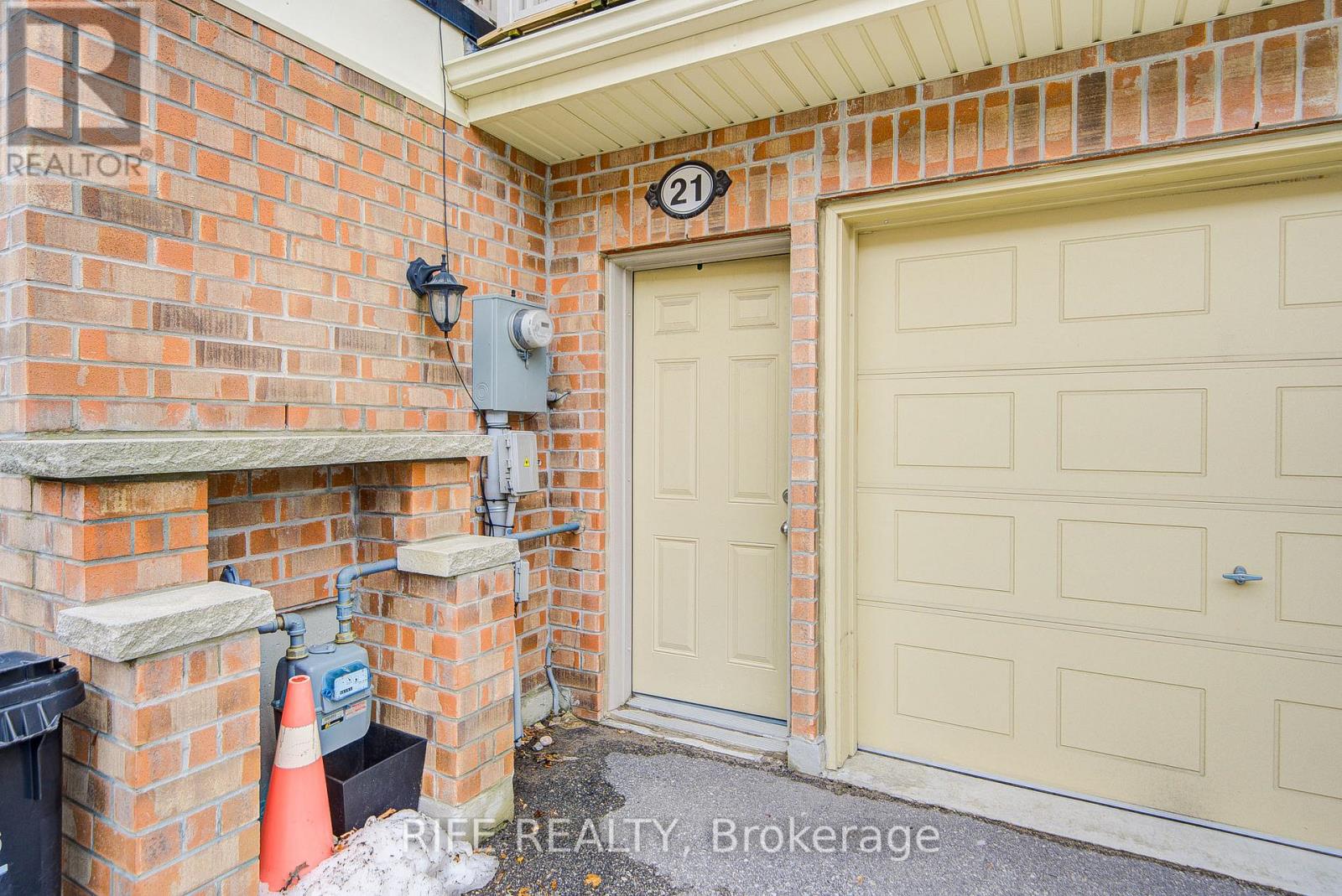 21 Edward Horton Crescent, Toronto, Ontario  M8Z 6A4 - Photo 49 - W12684430