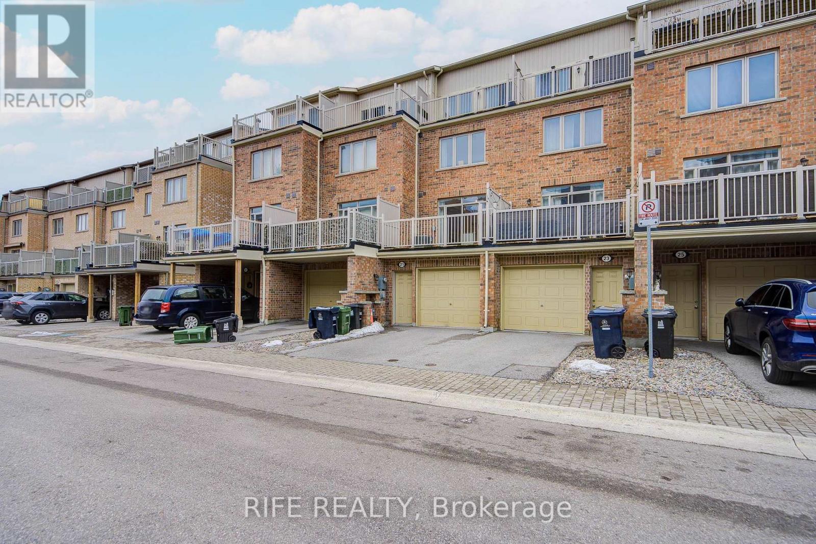 21 Edward Horton Crescent, Toronto, Ontario  M8Z 6A4 - Photo 50 - W12684430