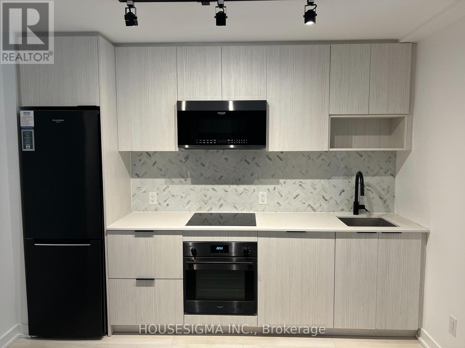 208 - 5 Defries Street N, Toronto, Ontario  M5A 0W7 - Photo 11 - C12684434