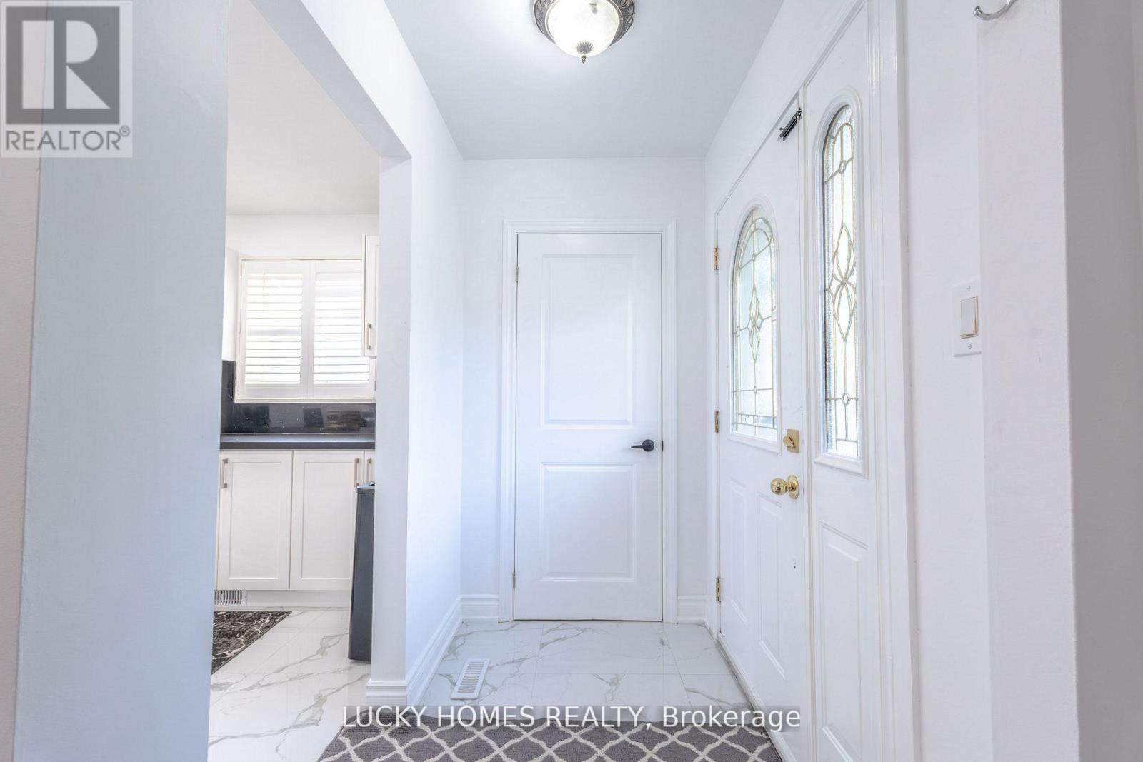 33 Vanstone Court, Clarington, Ontario  L1C 3V6 - Photo 11 - E12684436