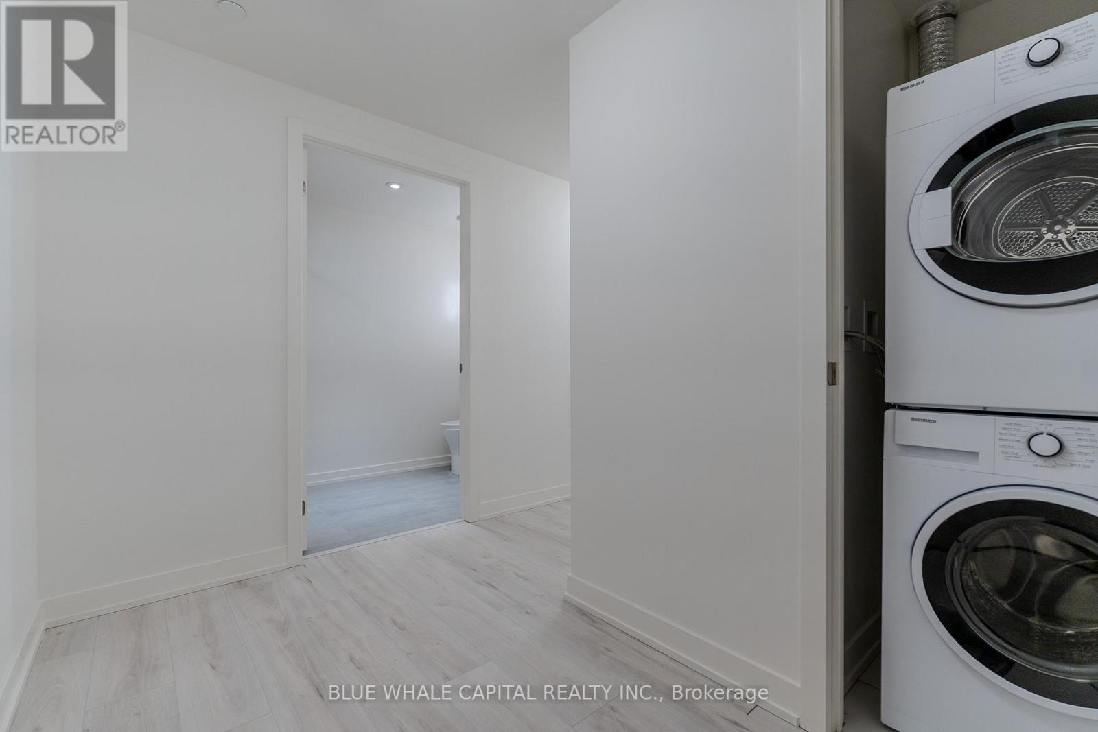 403 - 110 Broadway Avenue, Toronto, Ontario  M4P 0E9 - Photo 3 - C12542732