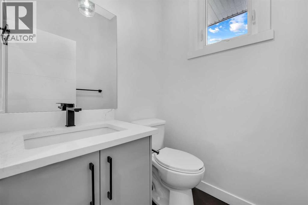 8812 48 Street Ne, Calgary, Alberta  T3J 5N8 - Photo 12 - A2263047