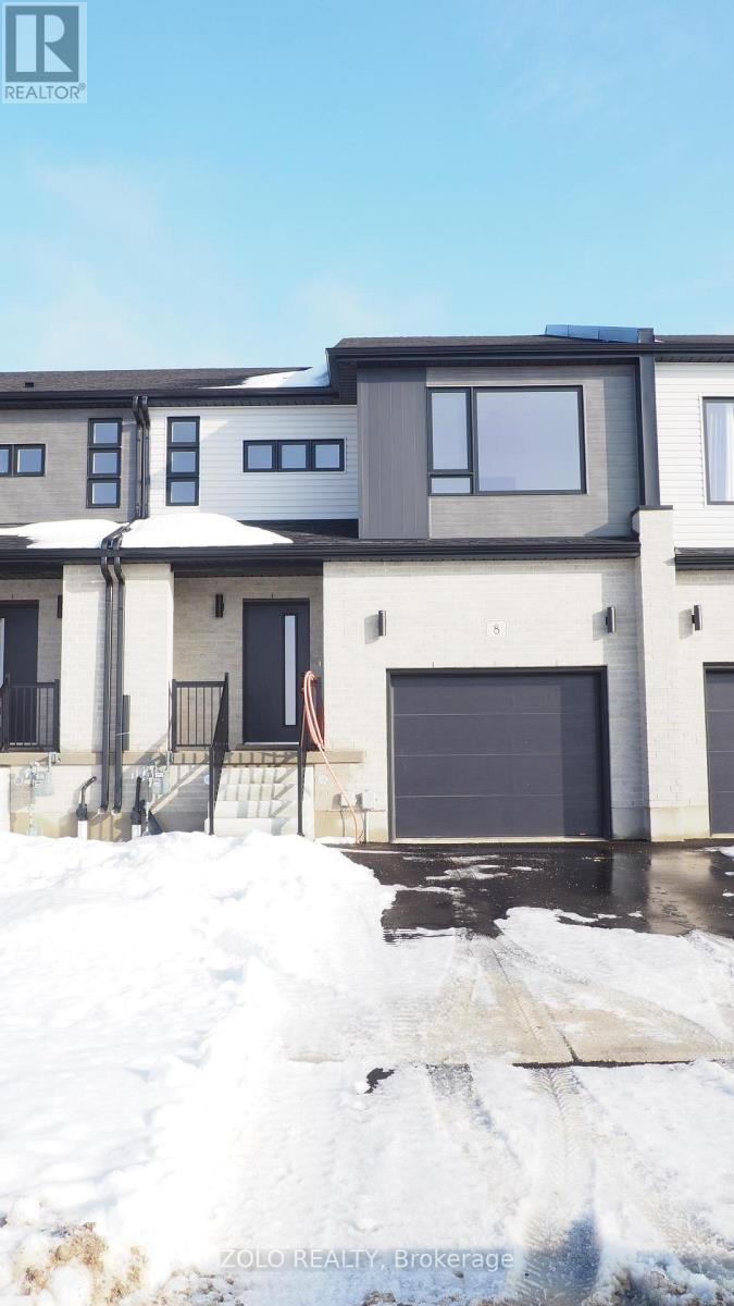 8 RIDDELL DRIVE, Stratford, Ontario