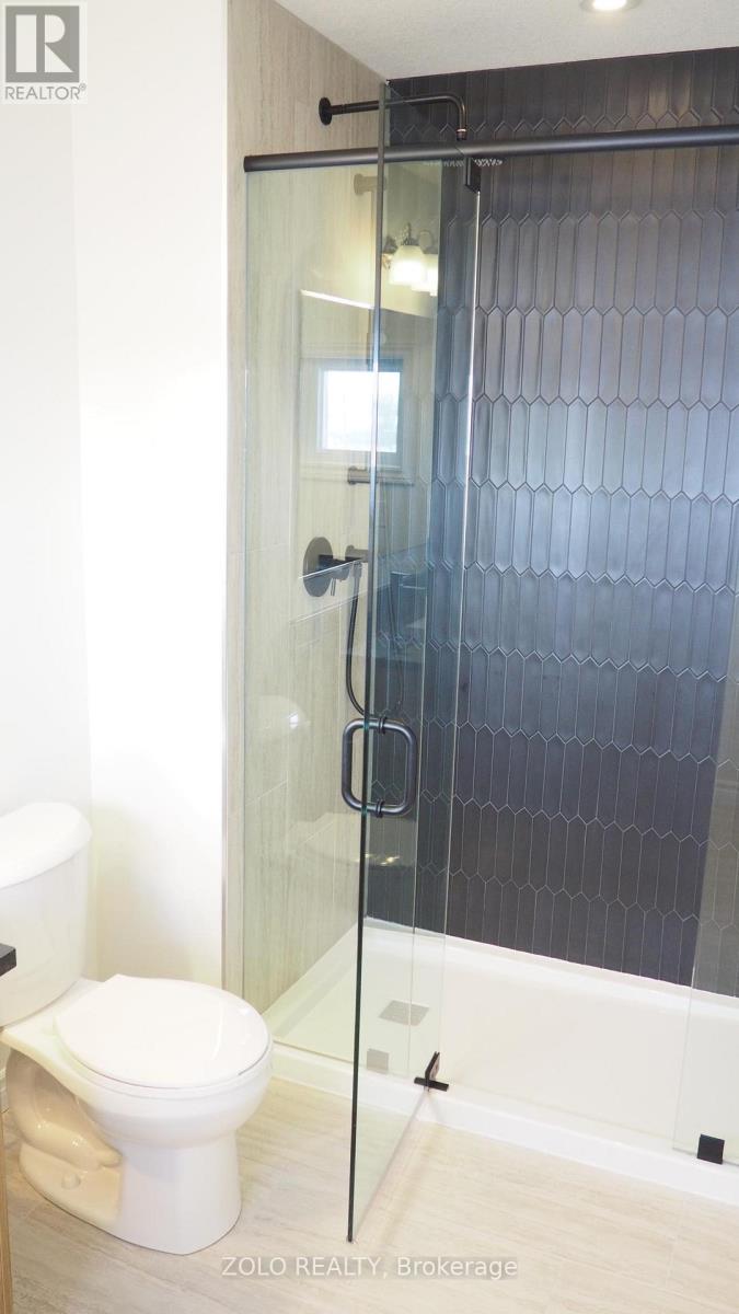 8 Riddell Drive, Stratford, Ontario  N5A 6S6 - Photo 12 - X12684442