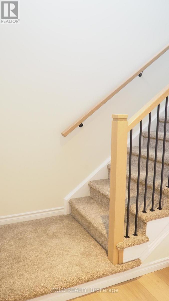 8 Riddell Drive, Stratford, Ontario  N5A 6S6 - Photo 8 - X12684442