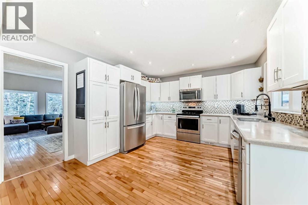 50 Manyhorses Drive, Rural Rocky View County, Alberta  T3Z 1A4 - Photo 11 - A2276936