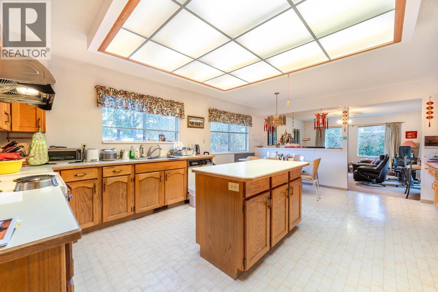 7660 Bridge Street, Richmond, British Columbia  V6Y 2S7 - Photo 11 - R3076723