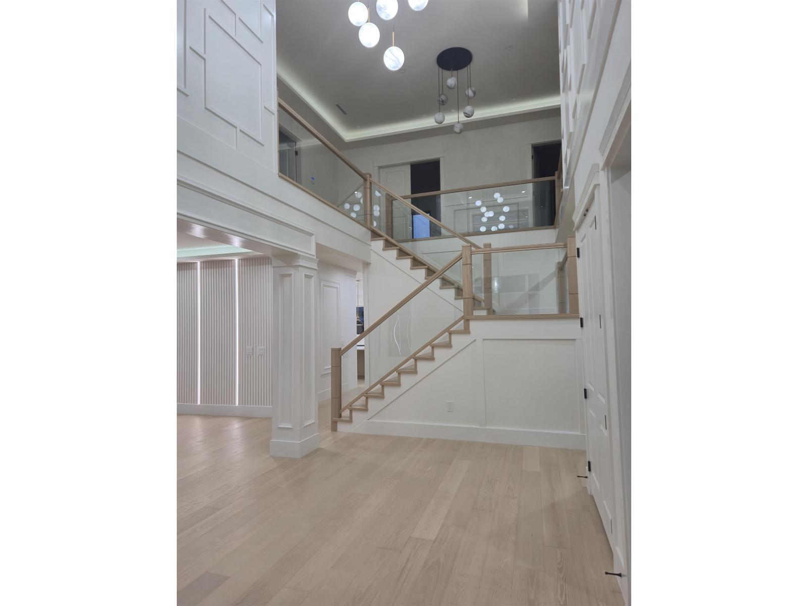 10885 143 Street, Surrey, British Columbia  V3R 3M1 - Photo 2 - R3074805