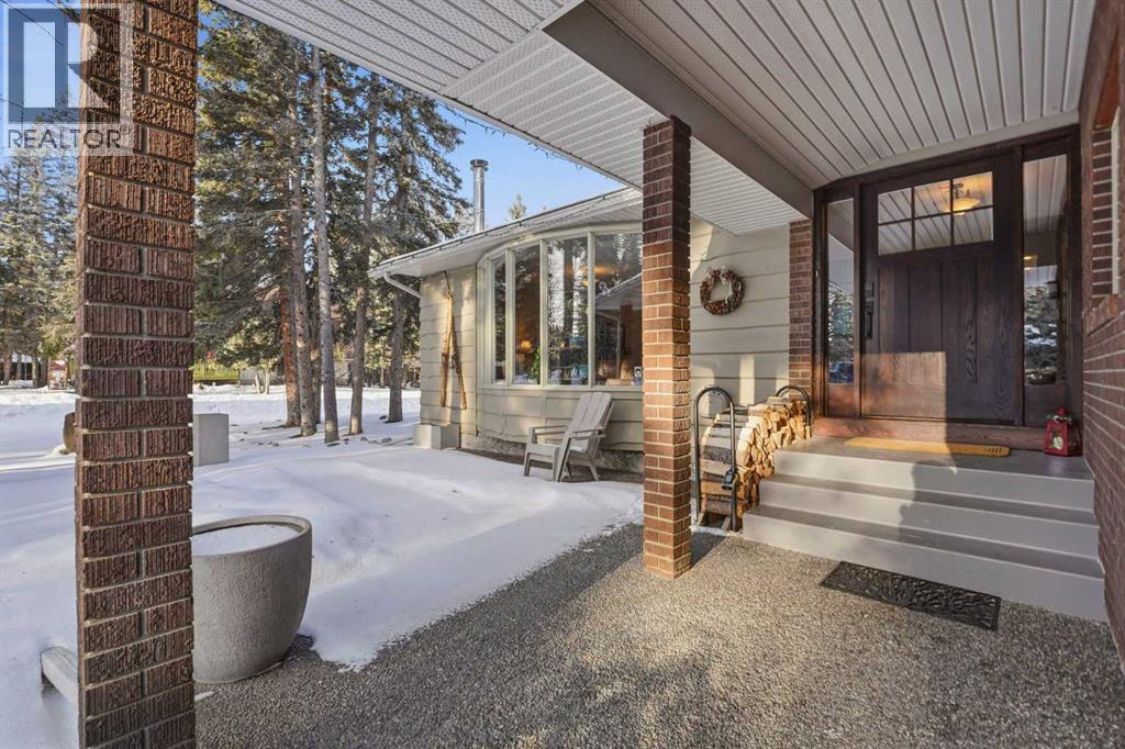 38 Wolf Drive, Rural Rocky View County, Alberta  T3Z 1A3 - Photo 6 - A2277293